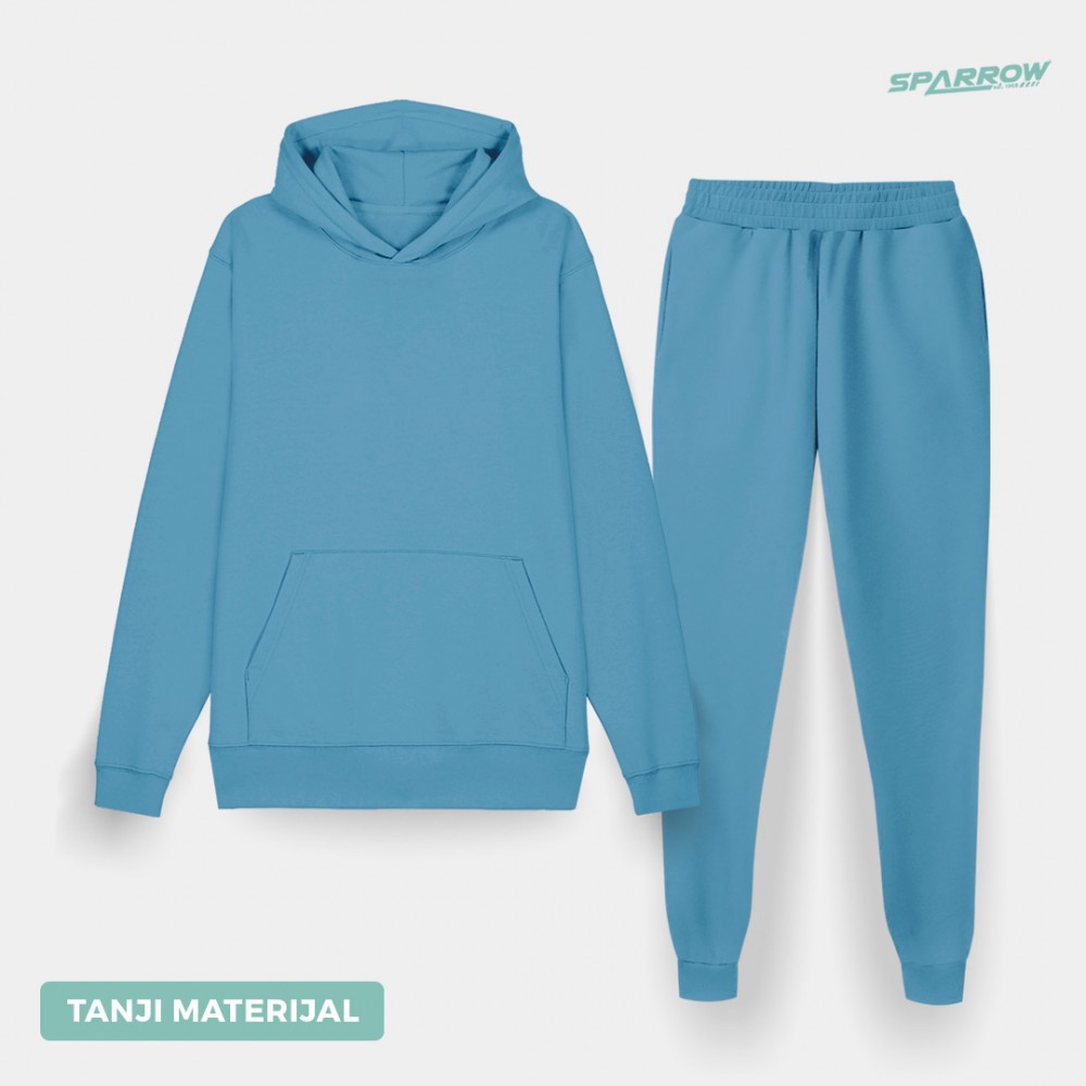Hoodie and Slim Fit Sweatpants – Men (lighter material)