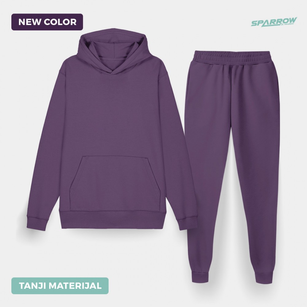 Hoodie and Slim Fit Sweatpants – Men (lighter material)