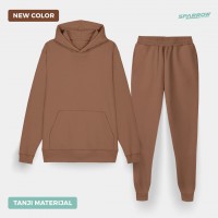 Hoodie and Slim Fit Sweatpants – Men (lighter material)