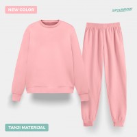 normal-hoodie-and-normal-bottom-women-lightweight-material