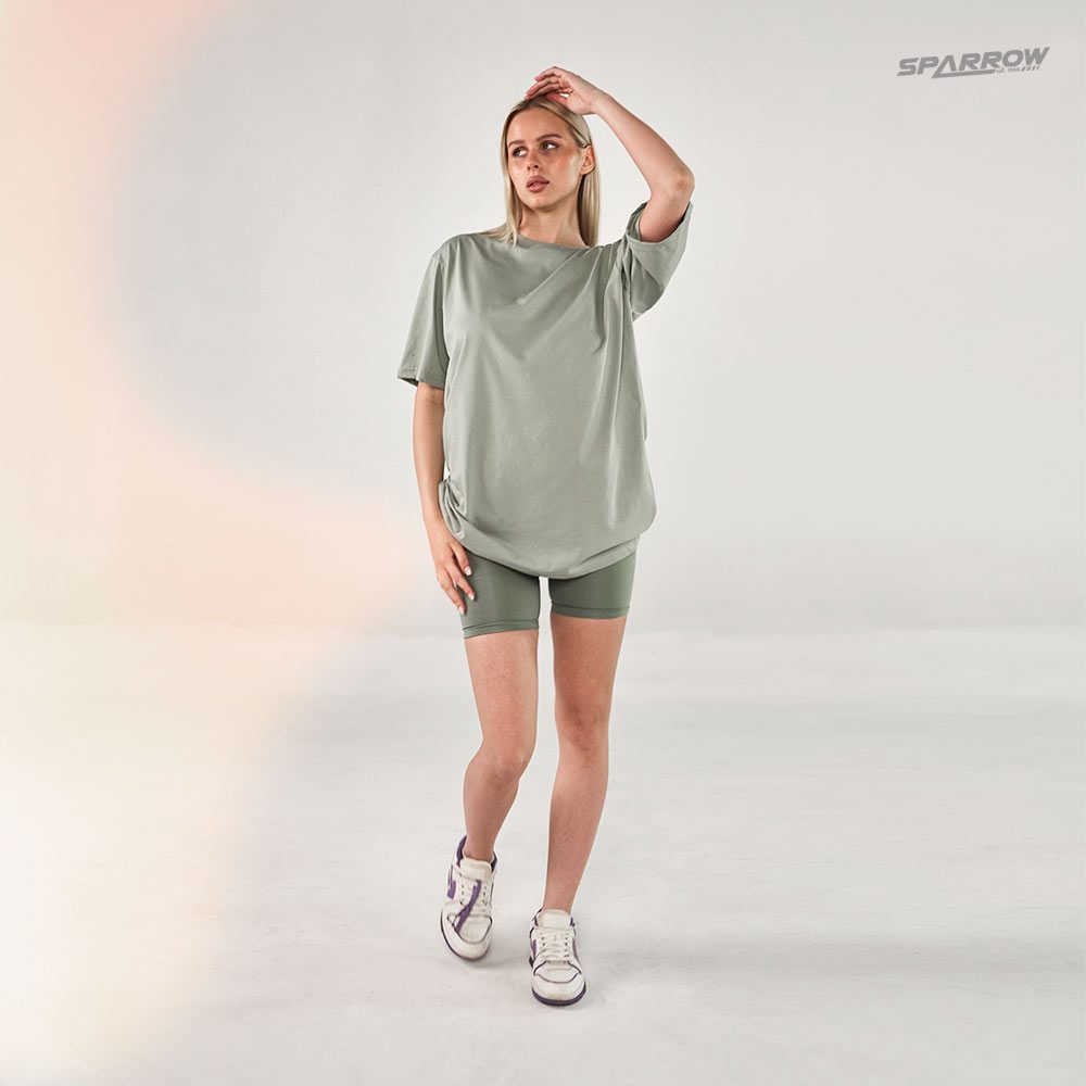 Oversize T-shirt and Leggings Shorts – Women’s