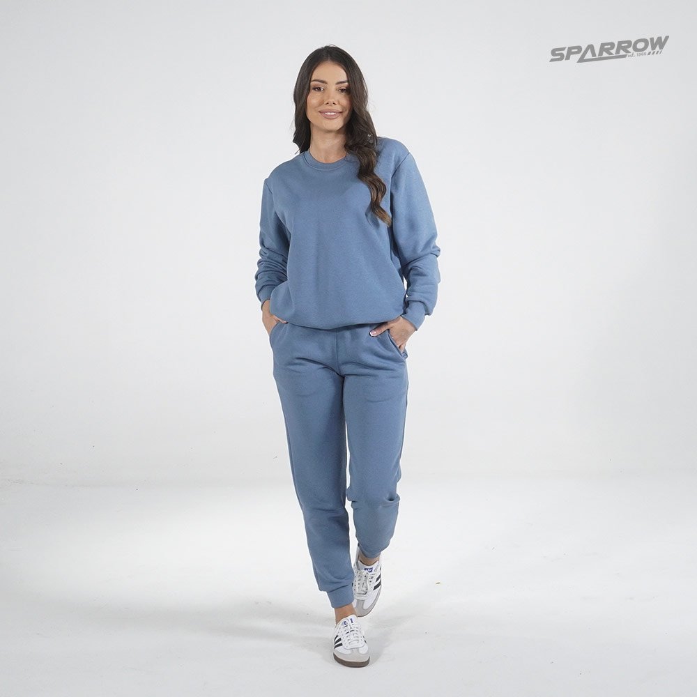 normal-hoodie-and-normal-bottom-women-lightweight-material